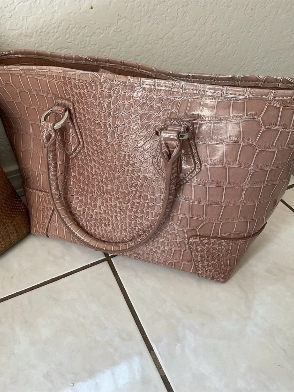 Monie Rosso Croc-Embossed Tote in Dusty Pink